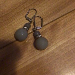 Lis Sophia dangling earrings